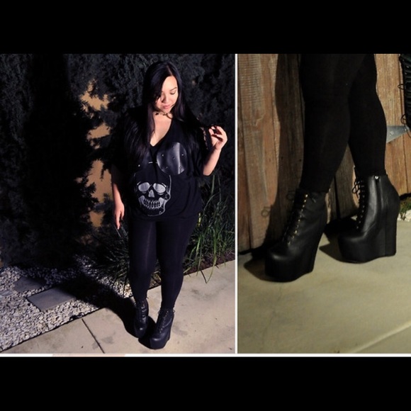 🤍 EUC Jeffrey Campbell Damsel Stacked Side Zip Boots - Picture 3 of 9